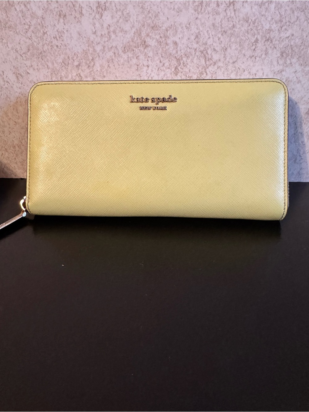 kate spade New York Yellow/lime zip-Around Continental Wallet